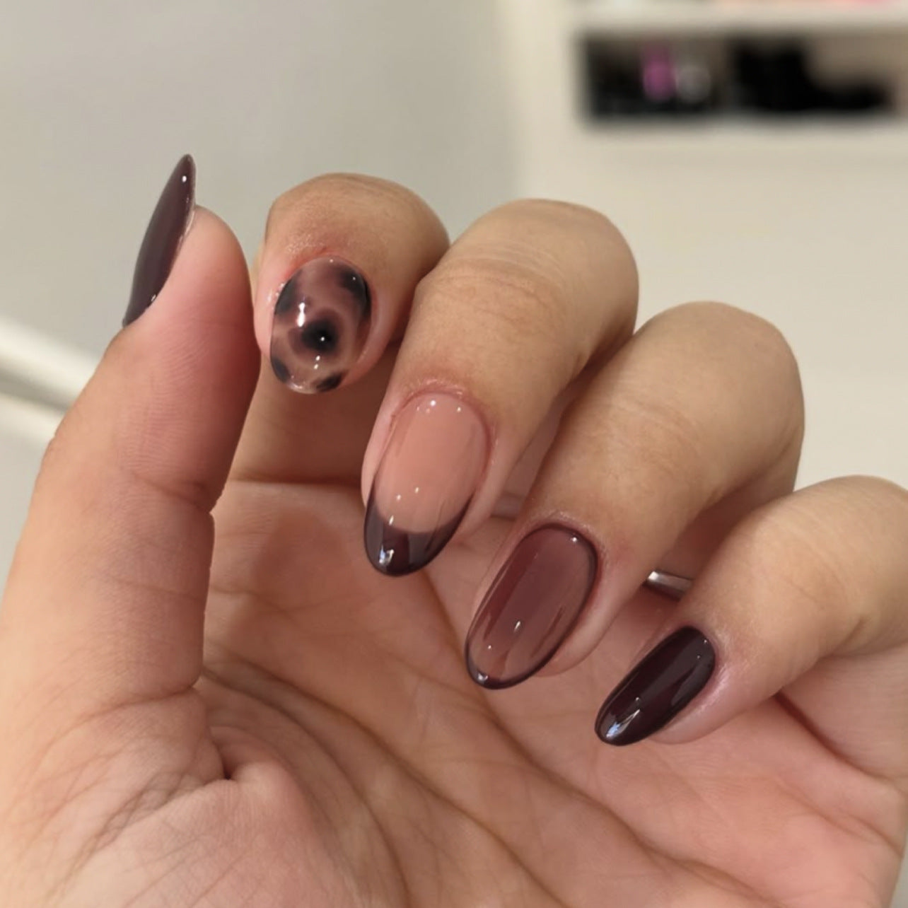 ClairClaw 12 sizes 24 pieces black lace press on nails - Nyx’s Veil