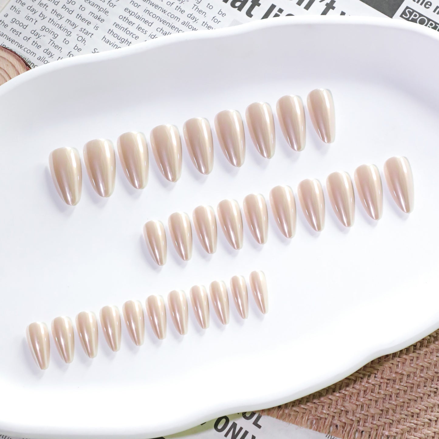 Pearl-matte metallic press on nails - 12 sizes 24 pieces ClairClaw luxury