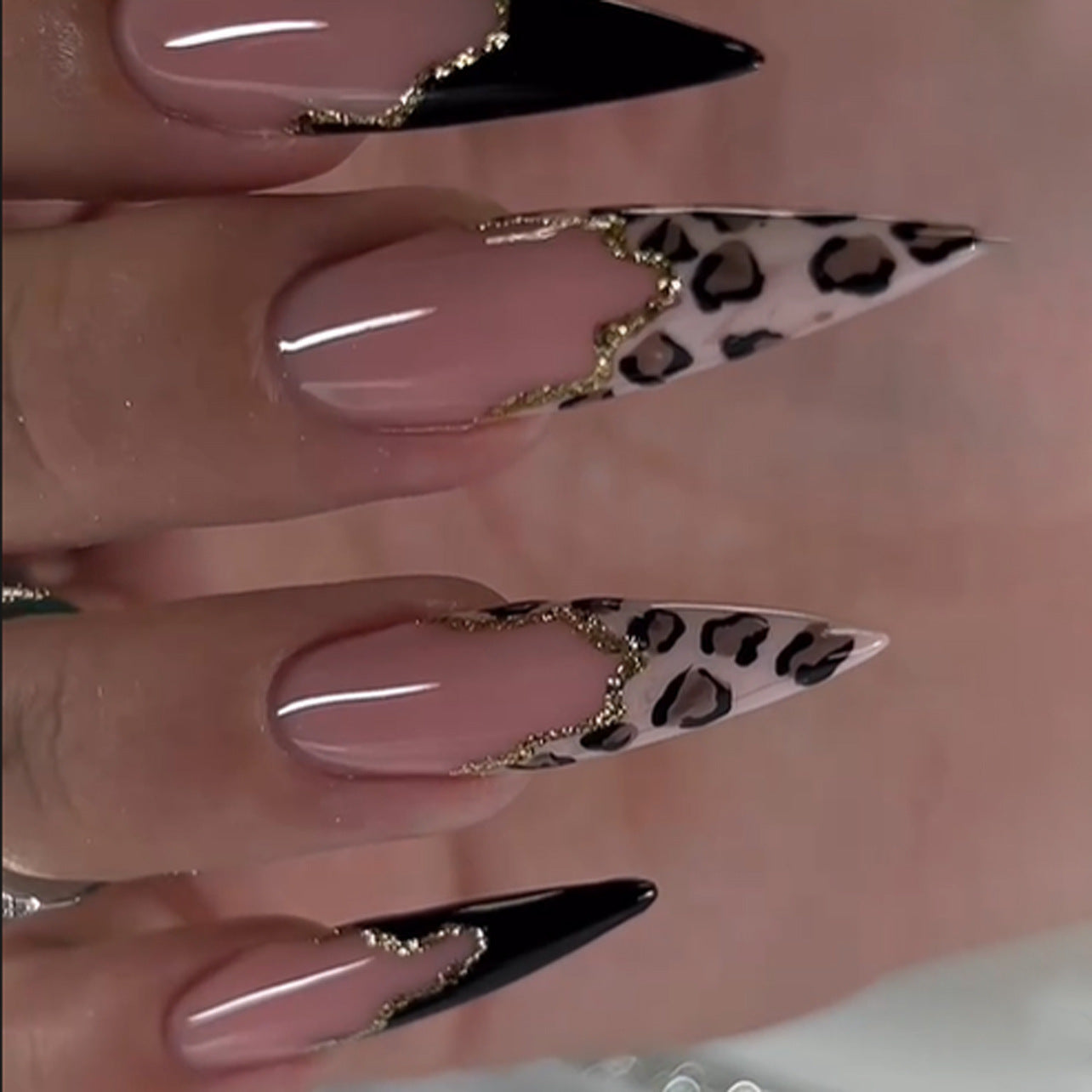 Mara’s Edge Glitz leopard press on nails - ClairClaw 12 sizes nude pink + gold trim