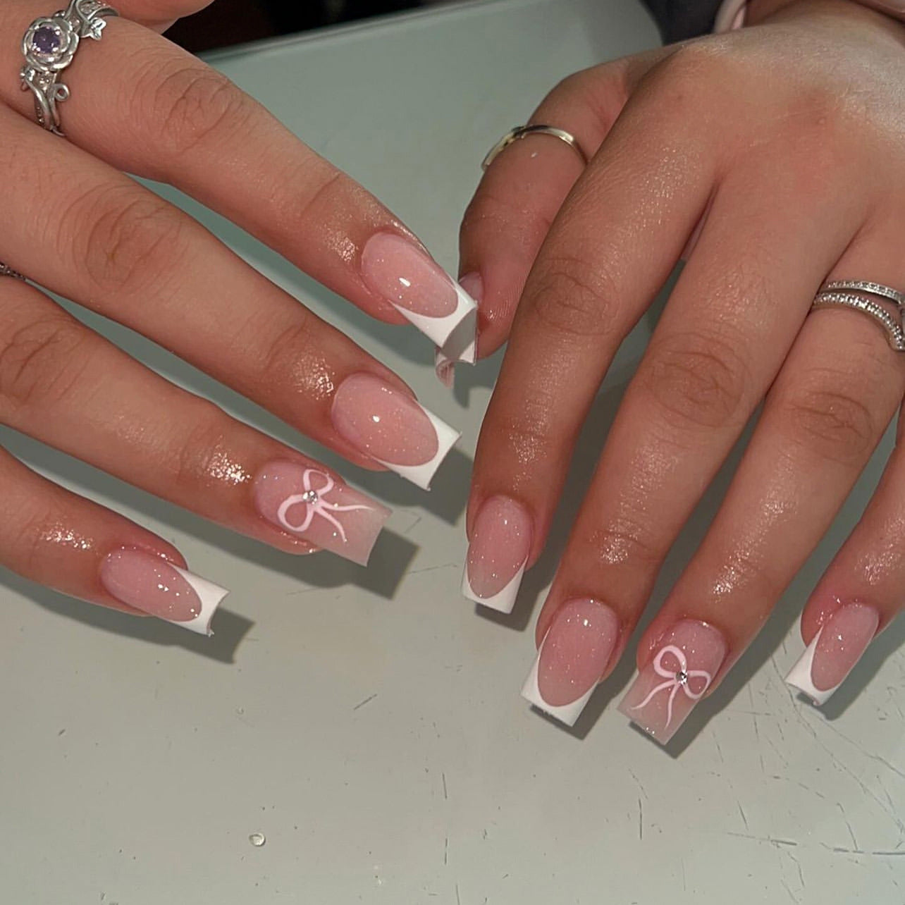 ClairClaw 12 sizes 24 pieces bow press on nails - Cinderella’s Bow